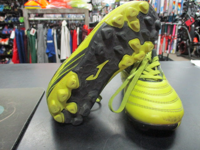 Load image into Gallery viewer, Used Joma Toledo Soccer Cleats size 10Y
