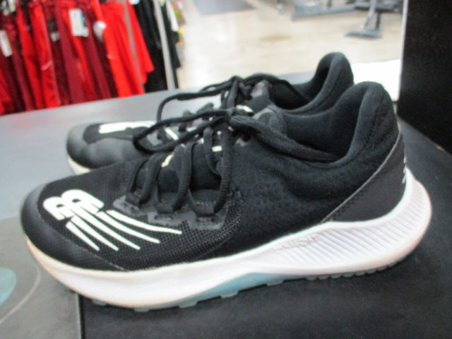 Load image into Gallery viewer, Used New Balance FuelCell 4040 V7 Size 4.5 Turf Cleats
