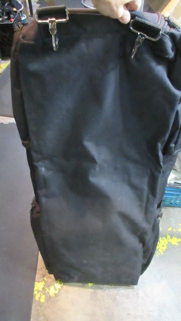Load image into Gallery viewer, Used The Ultimate Sports Equipment Bag
