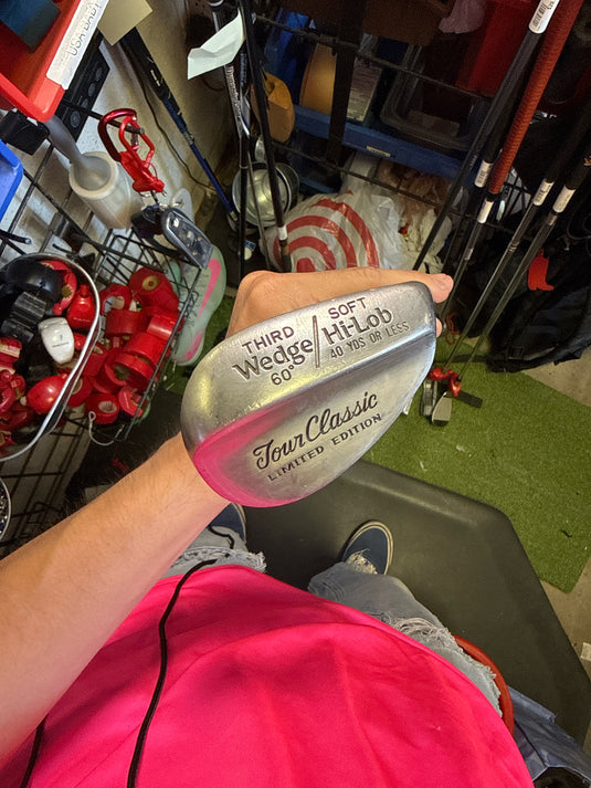 Used Knight Tour Classic Limited Edition 60º Right Hand Soft Hi Lob Wedge