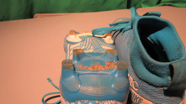 Load image into Gallery viewer, Used Nike Mercurial Superfly 7 Elite FG Crimson Size 3y Soccer Cleats

