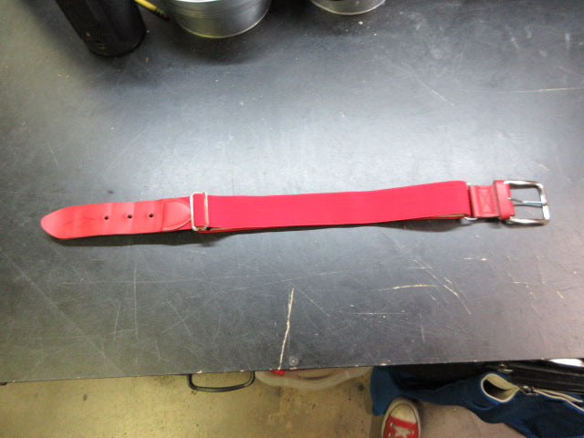Load image into Gallery viewer, Used Mizuno Baseball Belt - Adult
