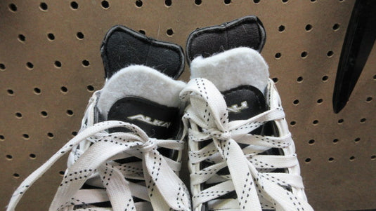 Used Alkali Hockey Lite Youth Adjustable In-line Roller Skates - Size 6