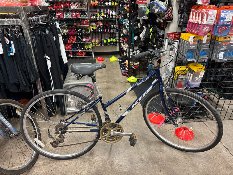 Load image into Gallery viewer, Used Brentwood KHS Hybrid 7 Speed Bicycle
