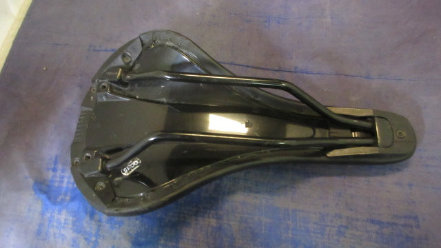 Load image into Gallery viewer, Used Specialized Bridge Body Geometry Bike Saddle
