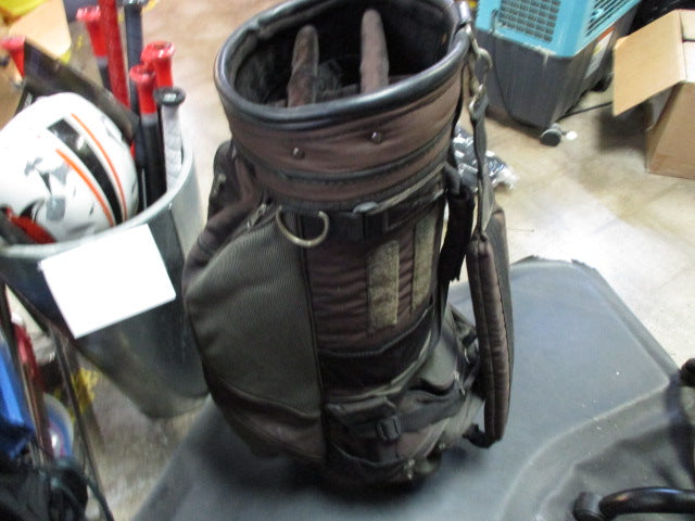Load image into Gallery viewer, Used Tour Edition Stand Golf Bag
