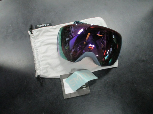 Used Smith SKYLINE XL ChromaPop Snow Goggles with Cloth Bag