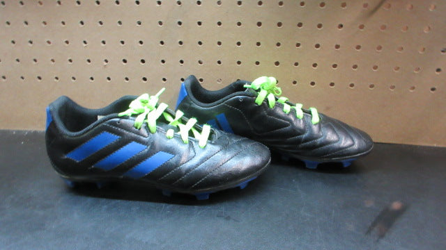 Load image into Gallery viewer, Used Adidas Goletto Soccer Cleats - Size 5
