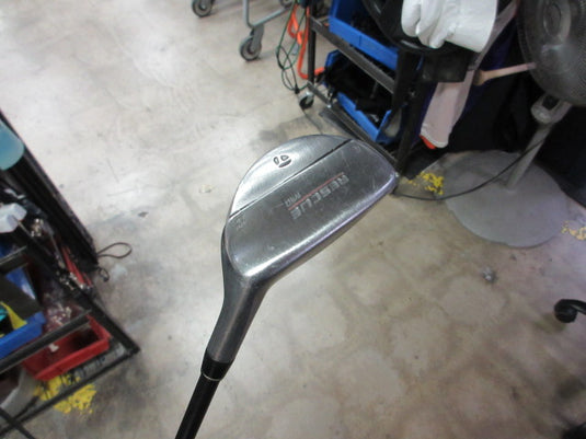 Used TaylorMade Rescue Mid 4 Hybrid 22 Deg