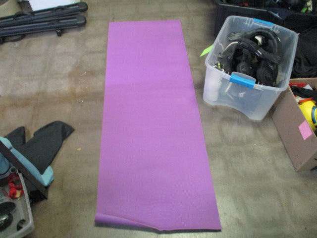 Load image into Gallery viewer, Used Purple YOGA MAT
