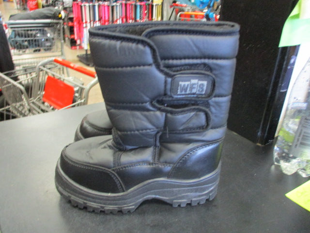 Load image into Gallery viewer, Used WFS Kids Snow Boots Size 13
