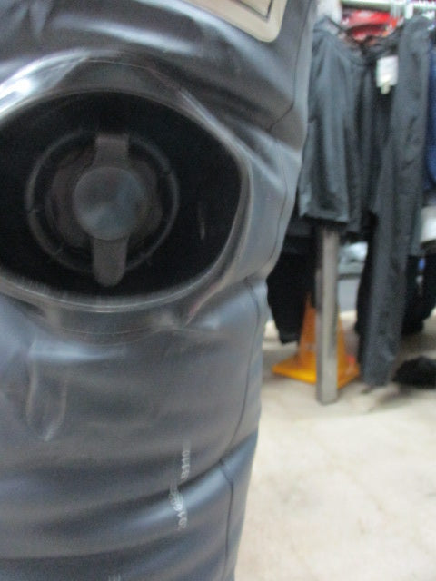 Load image into Gallery viewer, Used INTEX Queen Size Inflatable Matress
