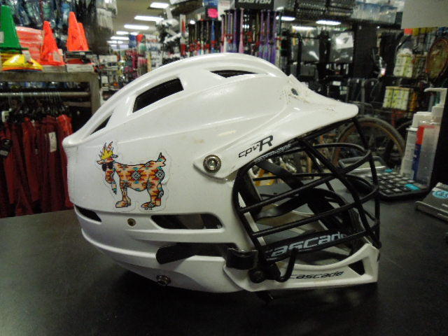 Load image into Gallery viewer, Used Cascade CPVR Lacrosse Helmet with Chinstrap Adjustable Crown Size M/L
