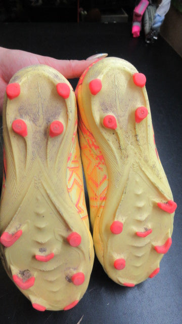 Used Nike Mercurial Vapor 16 Pro Kylian Mbappé Soccer Cleats - Size Youth 5.5