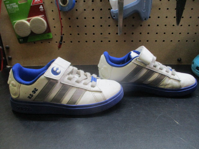 Load image into Gallery viewer, Used Adidas Star Wars Grand Court 2.0 Shoes - Youth 2
