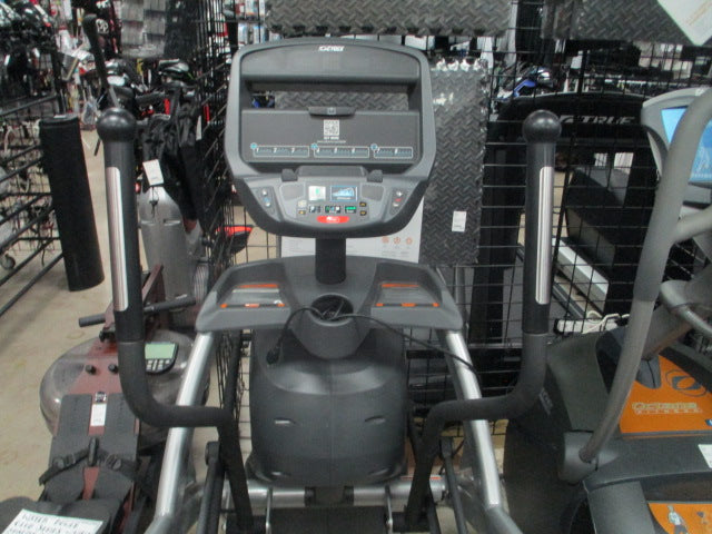 Load image into Gallery viewer, Used Cybex Arc trainer 525AT
