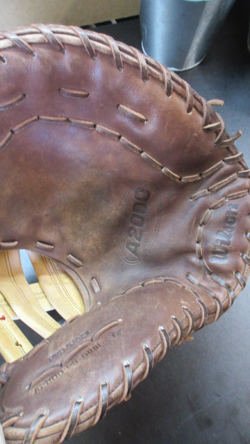 Used Wilson A2000 12" Single Post Web First Baseman's Mitt - RHT