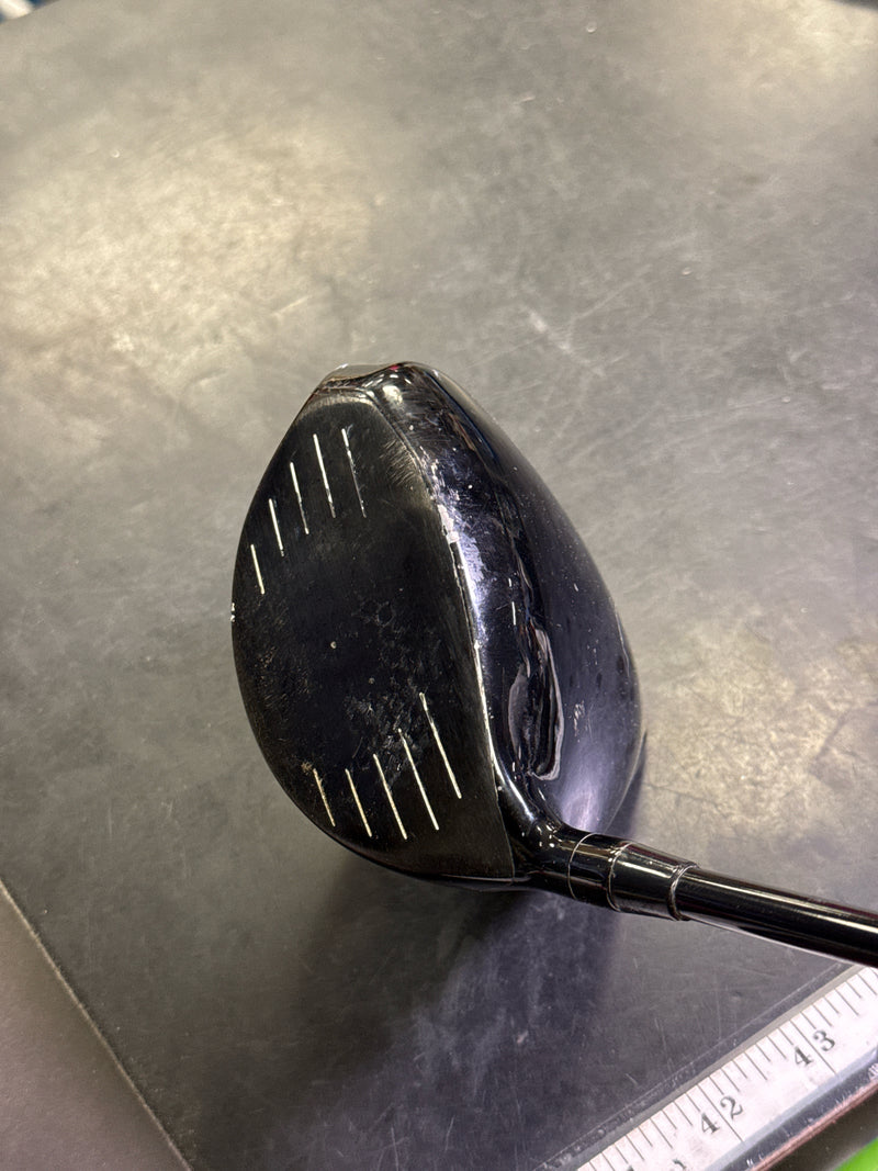 Load image into Gallery viewer, Used Warrior Custom Golf Black Triangular Ti. 460cc Right Hand 9º Driver
