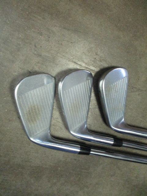 Load image into Gallery viewer, Used Titleist CB 620 Forged 6-Piece Iron Set 4-9 Irons
