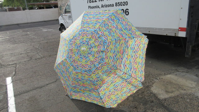 Load image into Gallery viewer, Used 6.5' Beach Umbrella
