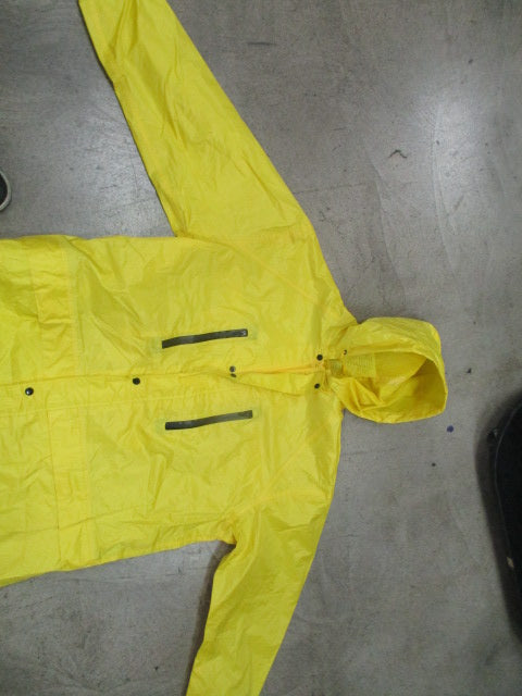 Load image into Gallery viewer, Used C.E Schmidt Workwear Size Medium Rain Jacket
