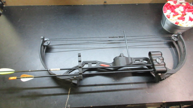Load image into Gallery viewer, Used Bear Archery Brave Youth Compound Bow
