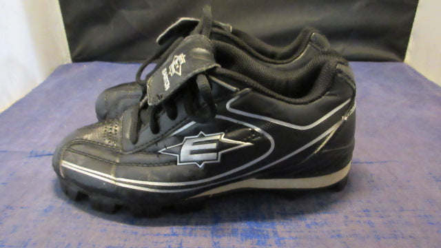 Load image into Gallery viewer, Used Easton Cleats Youth Size 1 - cracking
