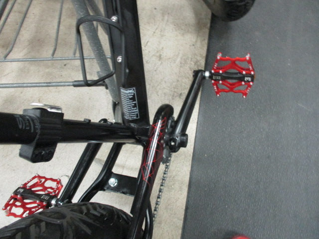 Load image into Gallery viewer, Used Sun Spider AT 3 Speed 26&quot; Big Tire Bicycle
