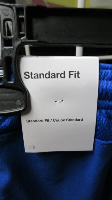 Load image into Gallery viewer, Nike Standard Fit Blue Shorts Youth Size Large - Like New
