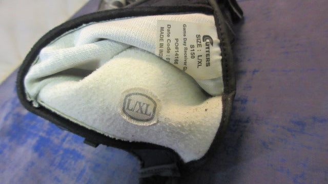 Load image into Gallery viewer, Used Cutters Receiver Gloves Adult Size XL
