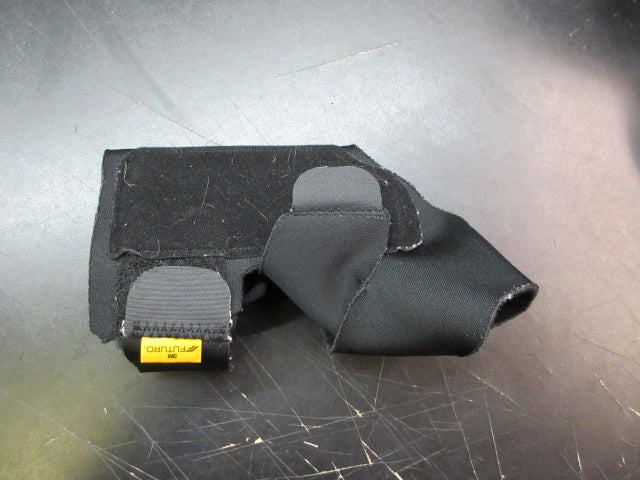 Load image into Gallery viewer, Used 3M Futuro Ankle Performance Support
