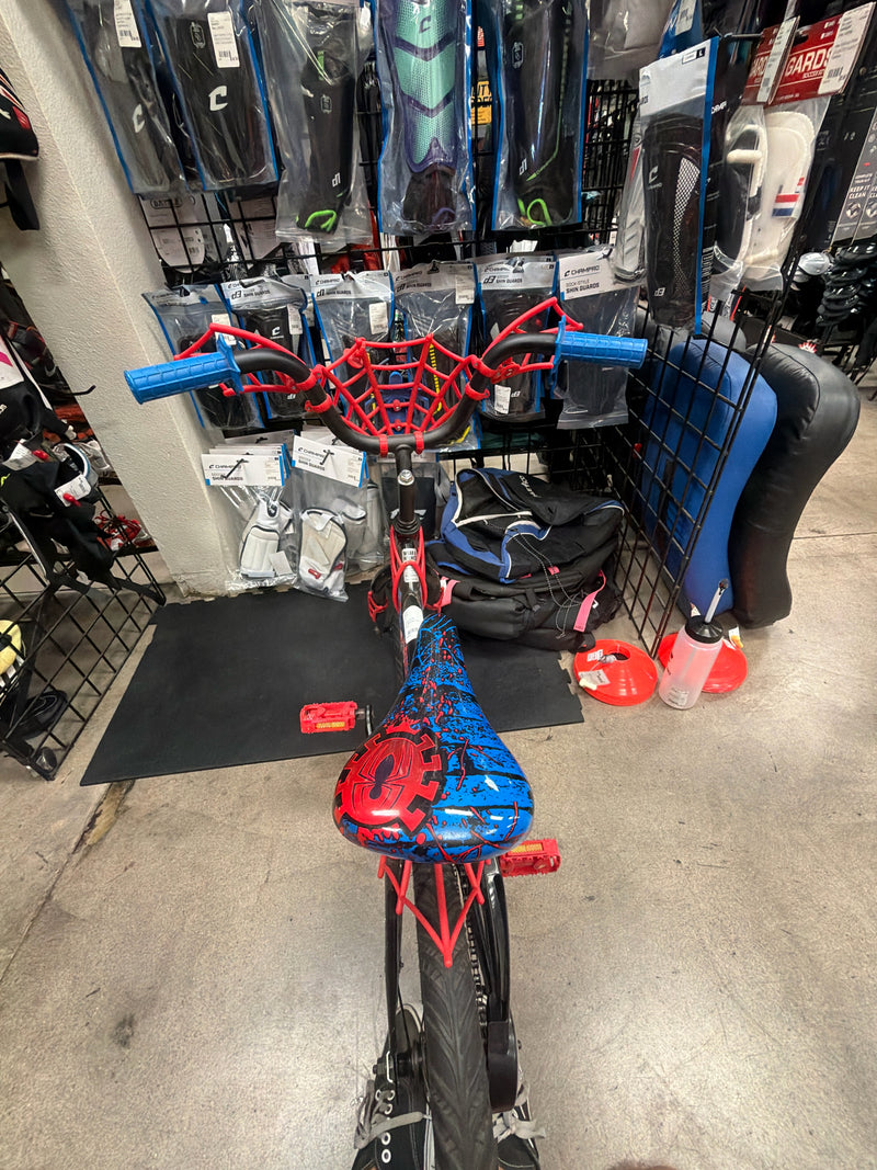 Load image into Gallery viewer, Used Huffy Spiderman 16" Kids Bike
