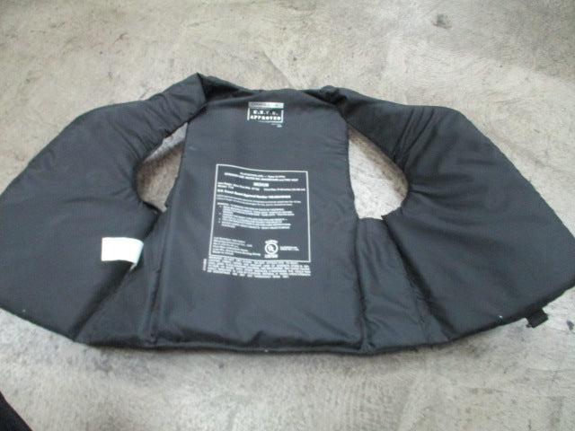 Load image into Gallery viewer, Used O NEILL Adult Medium Water Sports Life Jacket
