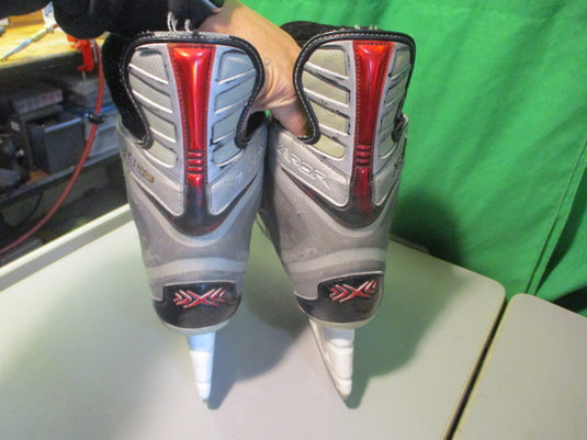 Used Bauer Vapor X30 Size 8.5 Hockey Skates