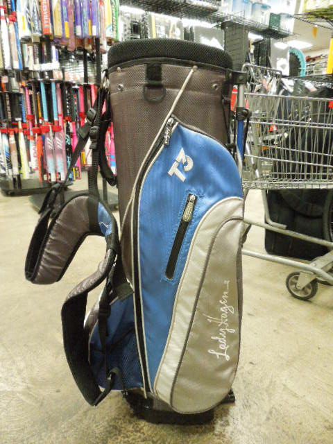 Load image into Gallery viewer, Used Walter Hagen T3 Lady Hagen 8pc Right Hand Golf Club Set 7-9 i, 4-6h, 3w, 1d
