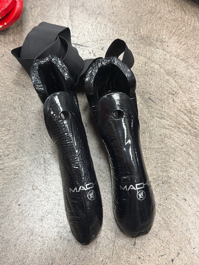 Load image into Gallery viewer, used macho foot cover black
