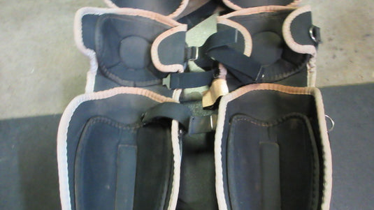 Used Under Armour UALG2-JRVS Catcher's Shin Guards Size Junior