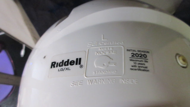 Load image into Gallery viewer, Used Riddell Victor Football Helmet Size Youth L/XL
