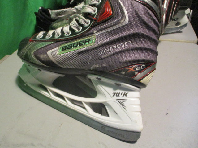 Load image into Gallery viewer, Used Bauer Vapor X60 Size 4 Hockey Skates

