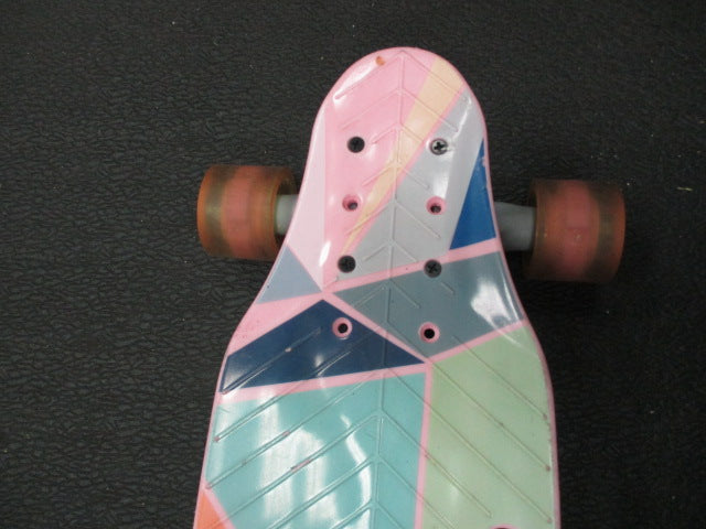 Load image into Gallery viewer, Used Oleio 23&quot; Light Up Mini Cruiser Skateboard
