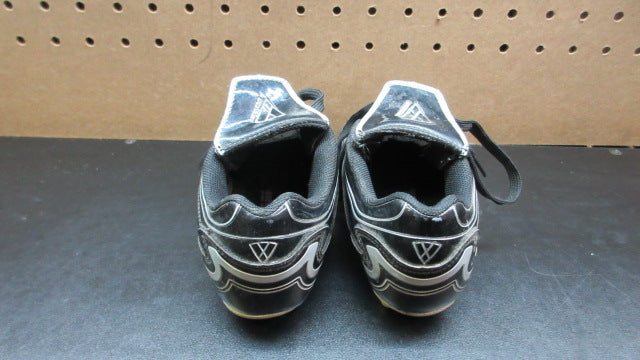 Load image into Gallery viewer, Used Vizari Soccer Cleats - Size 8
