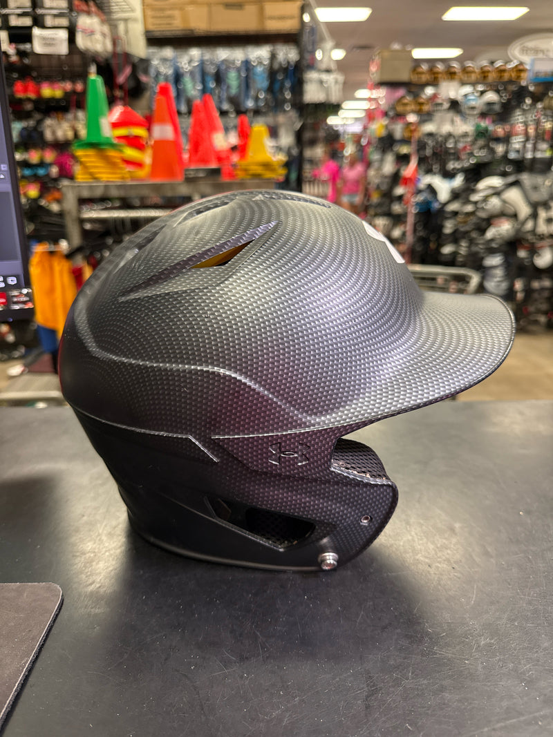 Load image into Gallery viewer, Used Under Armour UABH2-100 Carbon Finish Size 6 1/2 - 7 1/2
