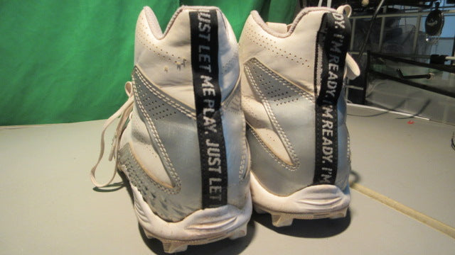 Load image into Gallery viewer, Used Adidas FREAK Ultra – Von Miller Edition Mens 9 Football Cleats
