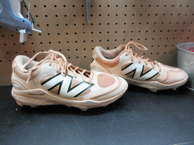 Load image into Gallery viewer, Used New Balance Men's Fresh Foam 3000v7 Molded Baseball Cleats - Size 8
