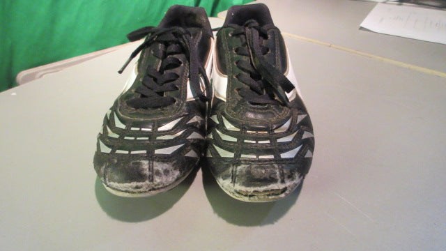 Load image into Gallery viewer, Used Diadora Scudetto Leather Youth 3 Soccer Cleats - (Some Wear)
