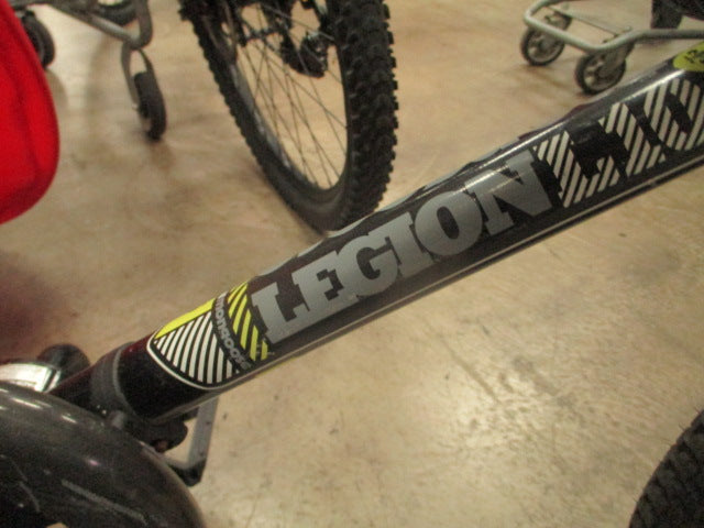 Load image into Gallery viewer, Used Mongoose Legion L10 20" BMX Bike

