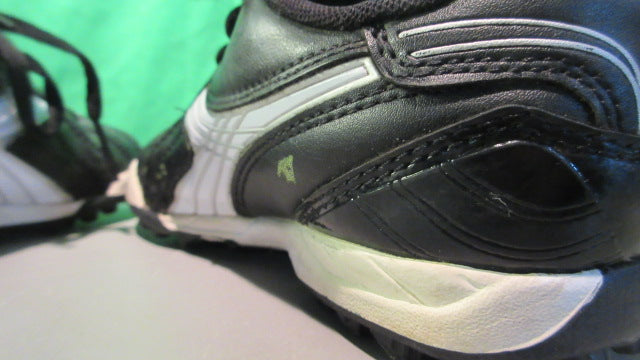 Load image into Gallery viewer, Used Diadora Forza Youth 2Y Turf Soccer Shoes
