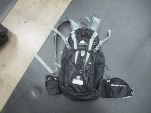 Used High Sierra Tech Series Camelback 2L