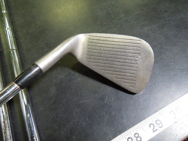 Load image into Gallery viewer, Used TaylorMade ICW11 7pc Right Hand Iron Set 3-9i
