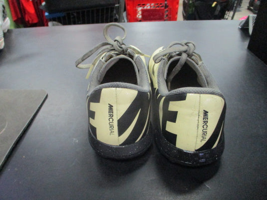 Used Nike Mercurial Size Youth 1.5 Indoor Soccer Cleats